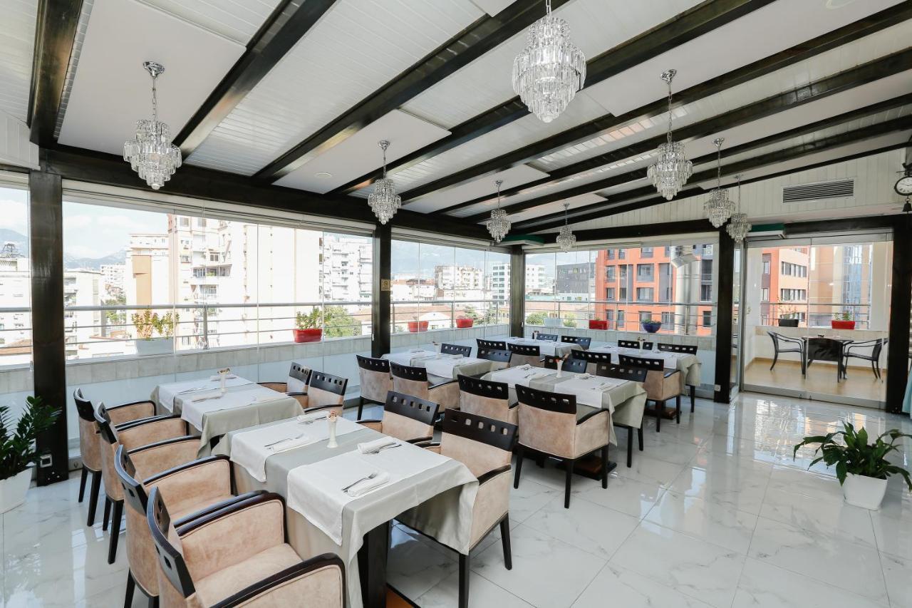 Oxford Hotel Тирана Екстер'єр фото
