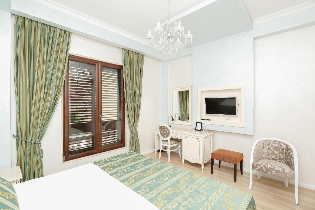 Oxford Hotel Тирана Екстер'єр фото